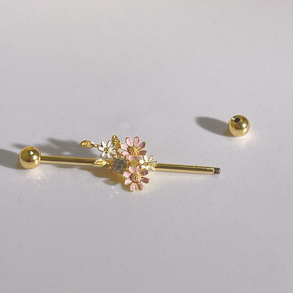 IMINI 14G Smalto Margherita Fiore Orecchino Bilanciere Industriale per Donna Uomo Acciaio Inossidabile CZ Fiori Vite Sfera Cartilagine Elica Orecchini a perno Gioielli Regali Barra Lunga 38mm (Oro)