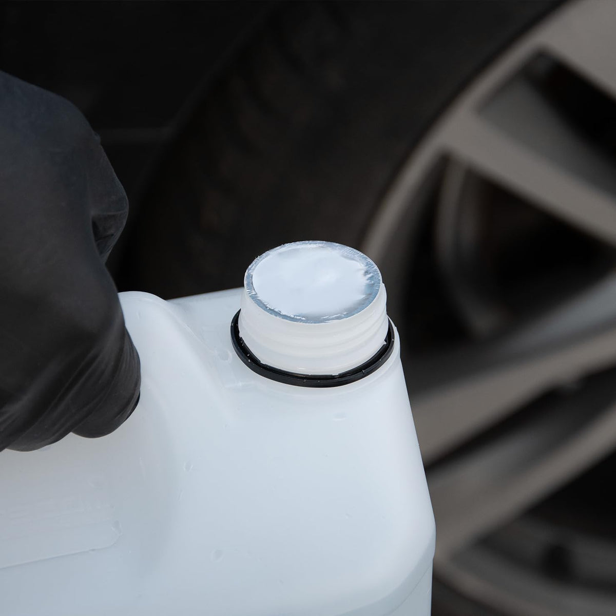 AdBlue® Additivo Motori Diesel per Riduzione Emissioni NOx a Base Urea, Conforme a ISO 22241-1, 10 L (2 x 5 L), Beccuccio Incluso